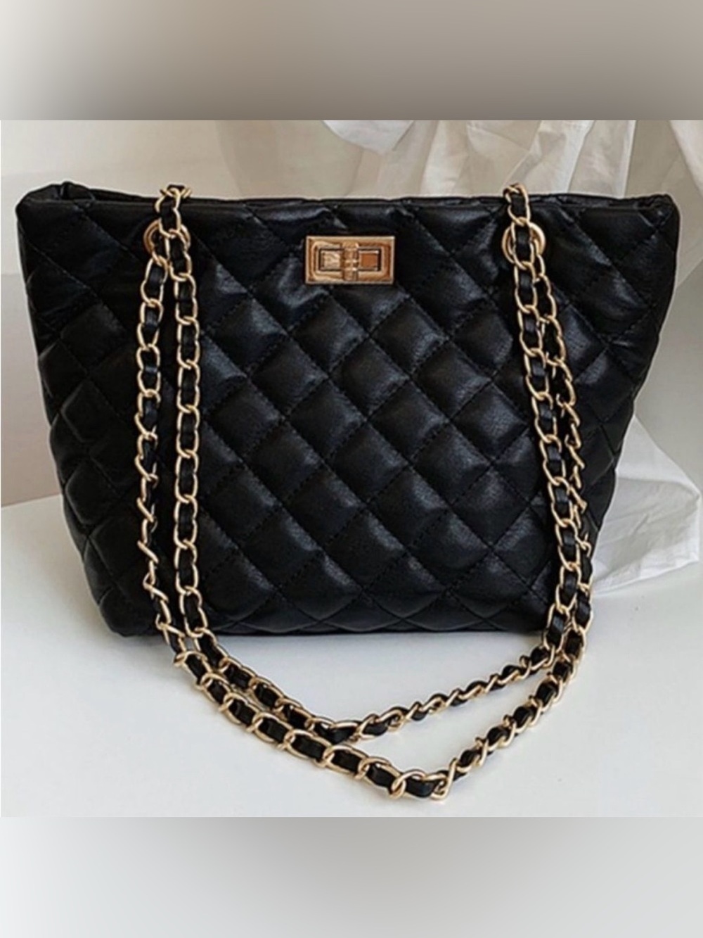 𝅺Black Large Quilted Vegan Leather Shoulder Bag